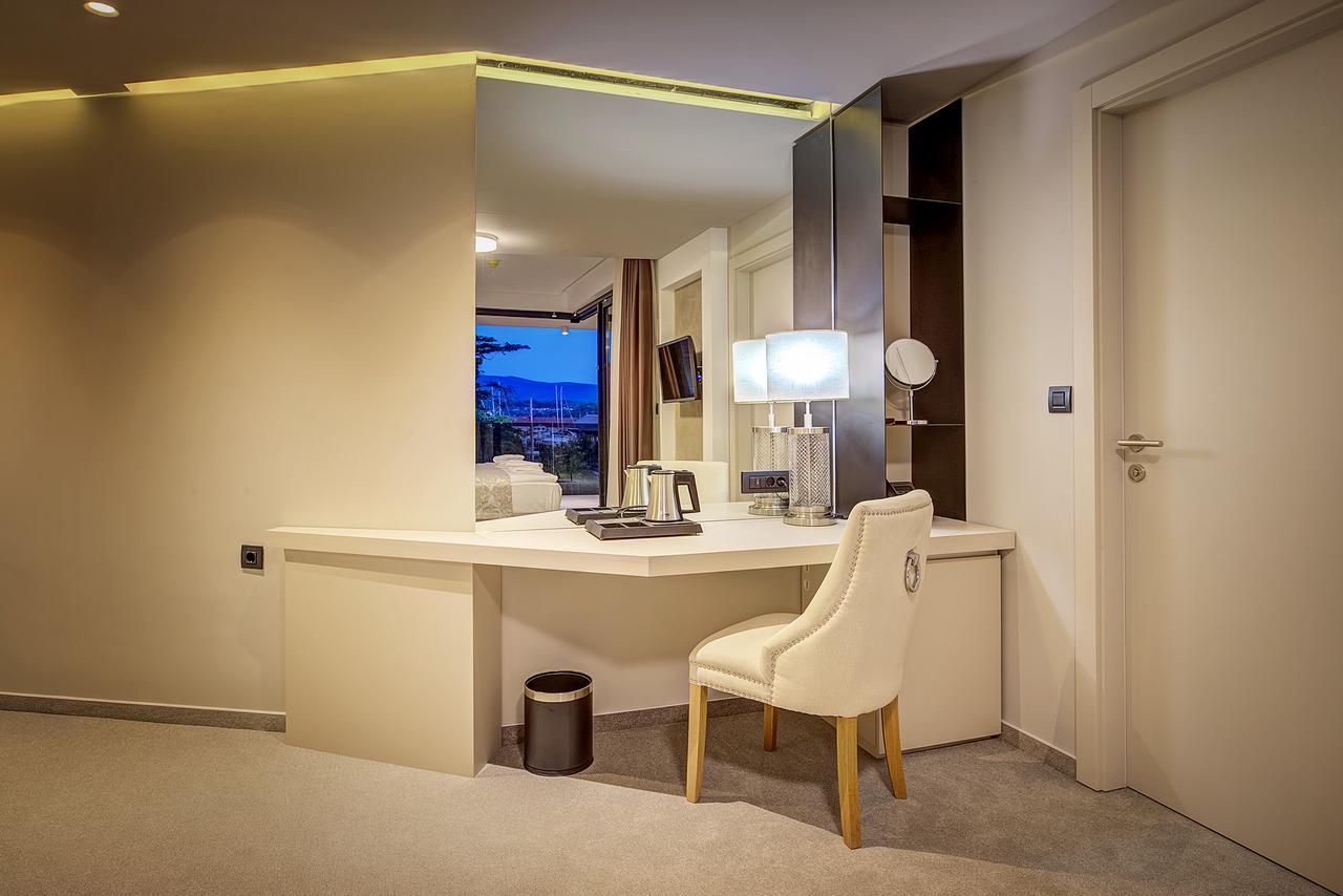 Hotel Maritime