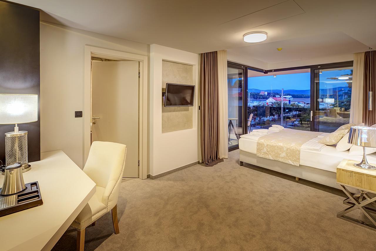 Hotel Maritime